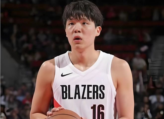 杨瀚森季后赛首秀遭质疑 罗威准两双成关键先生